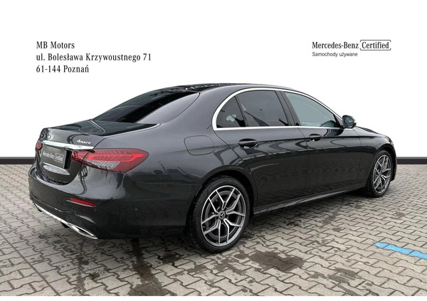 Mercedes-Benz Klasa E cena 241900 przebieg: 13449, rok produkcji 2023 z Siemiatycze małe 379